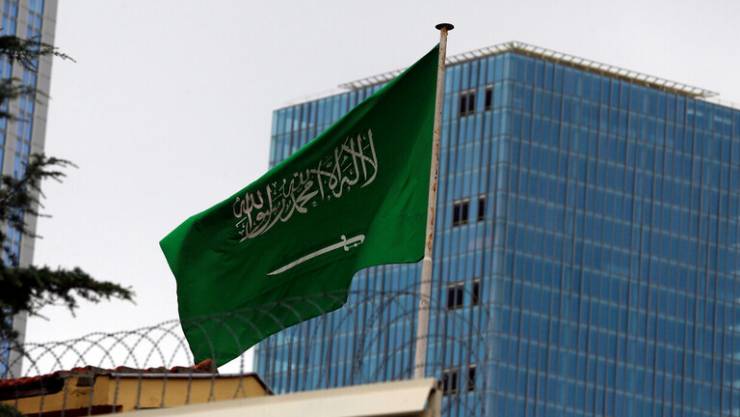 السعودية تحسم الجدل حول 'كورونا' في المملكة