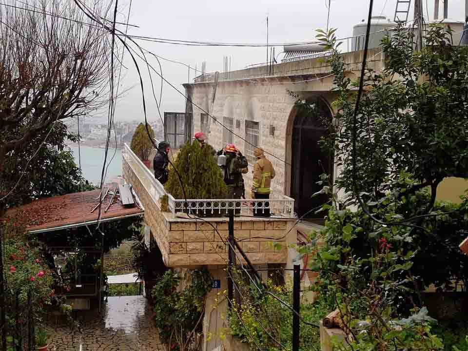 إخماد حريق في منزل بساحل علما كسروان