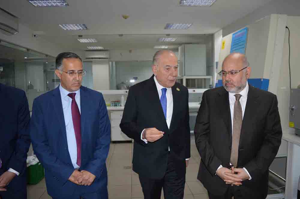 الأبيض: ما أعلنه الوزير الحاج حسن والرئيس دبوسي عن خلو الخضار من الكوليرا أمر جيد ومطمئن للبنانيين.