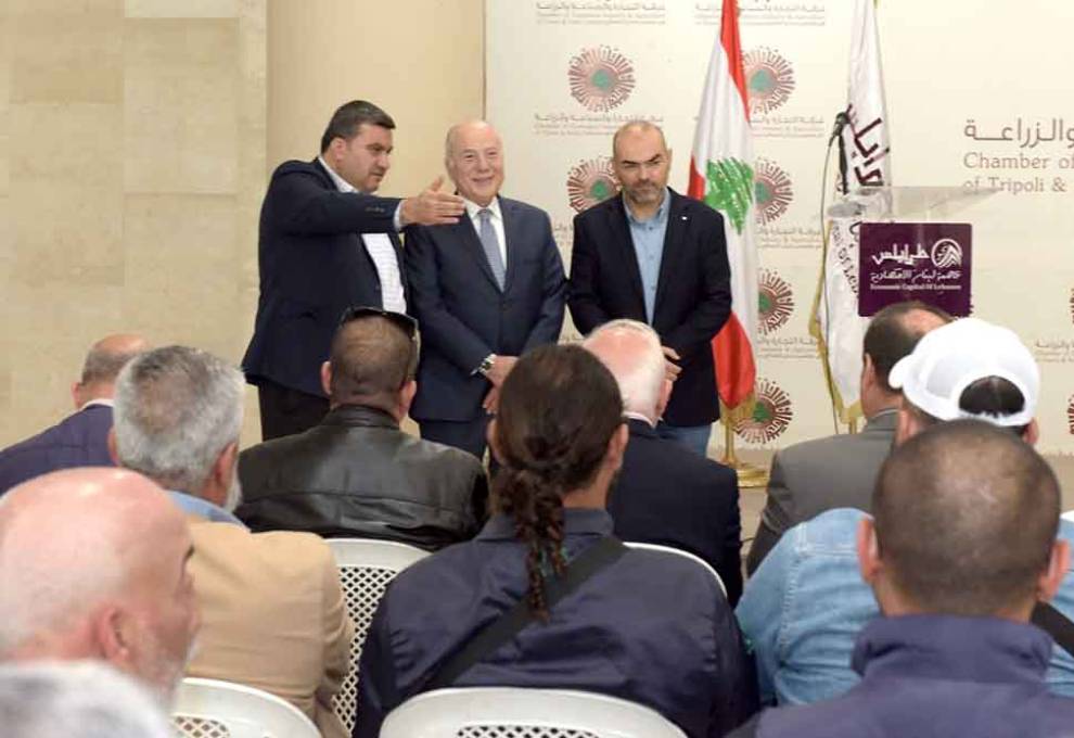 دبوسي يكرم نقابات العمال في عيدهم: أنتم الدعامة الأساسية للنهوض الاقتصادي والاجتماعي