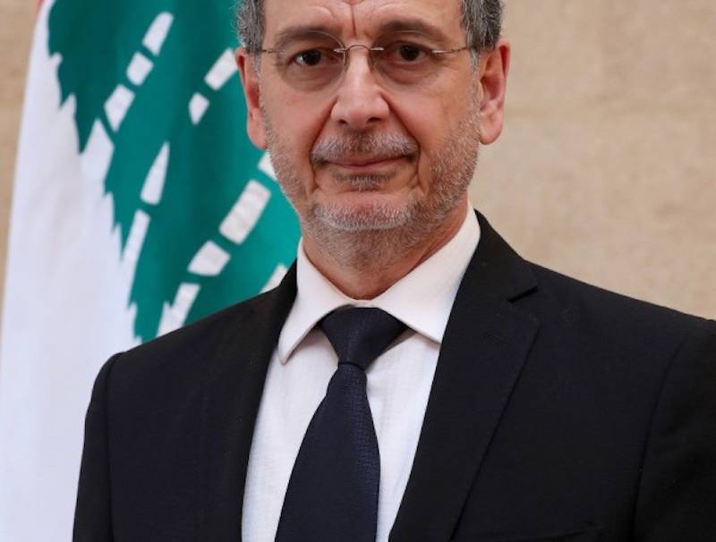  وزير الاقتصاد أعلن عن اتفاق مع نقابات الافران: لن نرحم من يتلاعب بالاسعار ويحتكر السلع