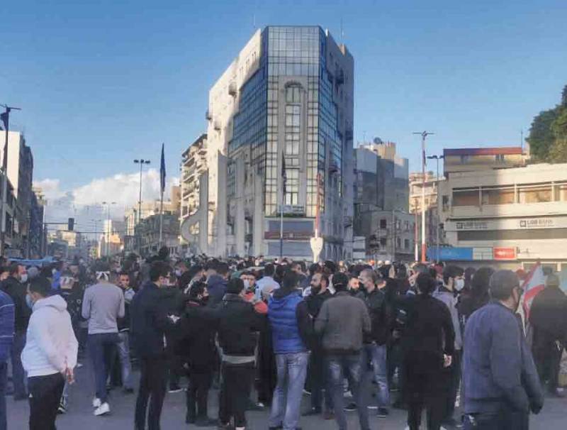 وقفة إحتجاجية في ساحة النور إستنكارا لجريمة قتل سليم