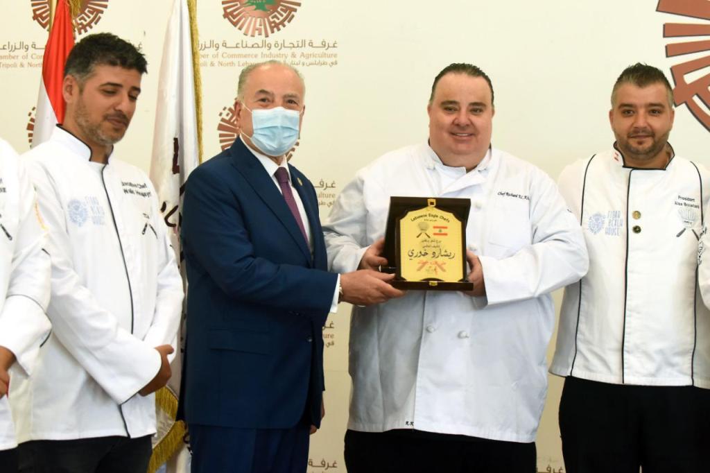  دبوسي يكرم جمعية Lebanese Eagle Chef: مشروعها إنساني حضاري يستأهل الاحتضان