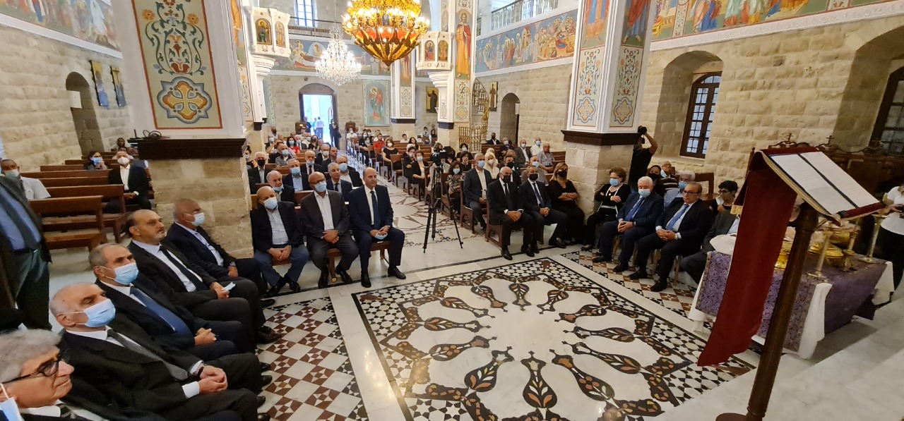 قداس وجناز لراحة نفس رئيس غرفة التجارة والصناعة والزراعة في زحلة ادمون جريصاتي  